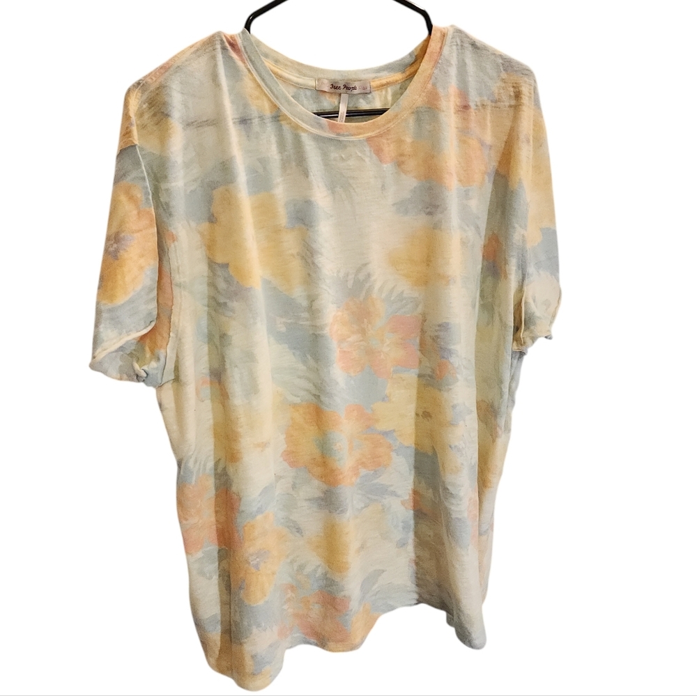 Free People M coastal floral tissue tee